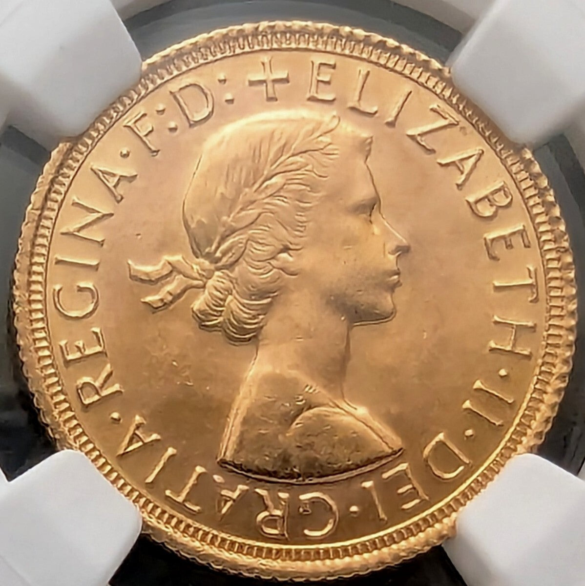 金貨 高鑑定イギリス 1967年 ヤングヤング エリザベス NGC MS65 ソブリン金貨 1SOV ロイヤルミント ゴールドコイン