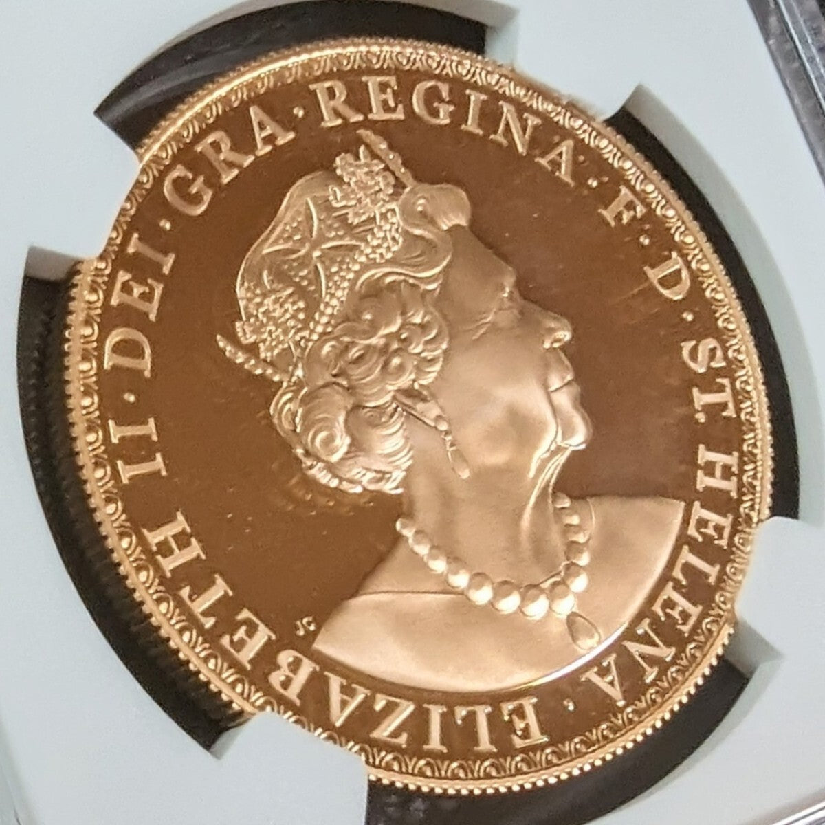 金貨【最高鑑定 2019年 ウナとライオン NGC PF70UC 鑑定 金貨】セントヘレナ 5ポンド 5ソブリン エリザベス2世 Una&the Lion