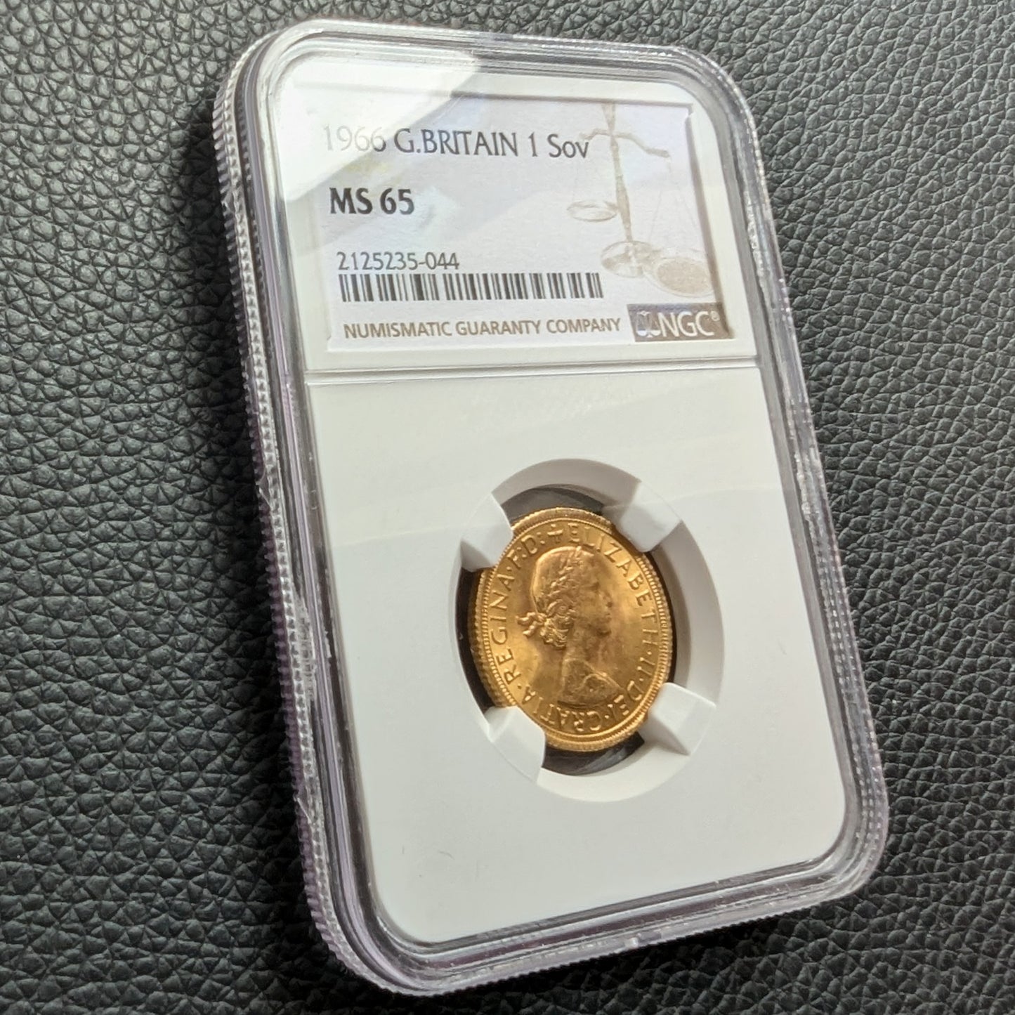 1966年 イギリス ヤングヤング エリザベス二世女王 1ソブリン金貨 1SOV ロイヤルミント 鑑定 NGC MS65 ゴールドコイン