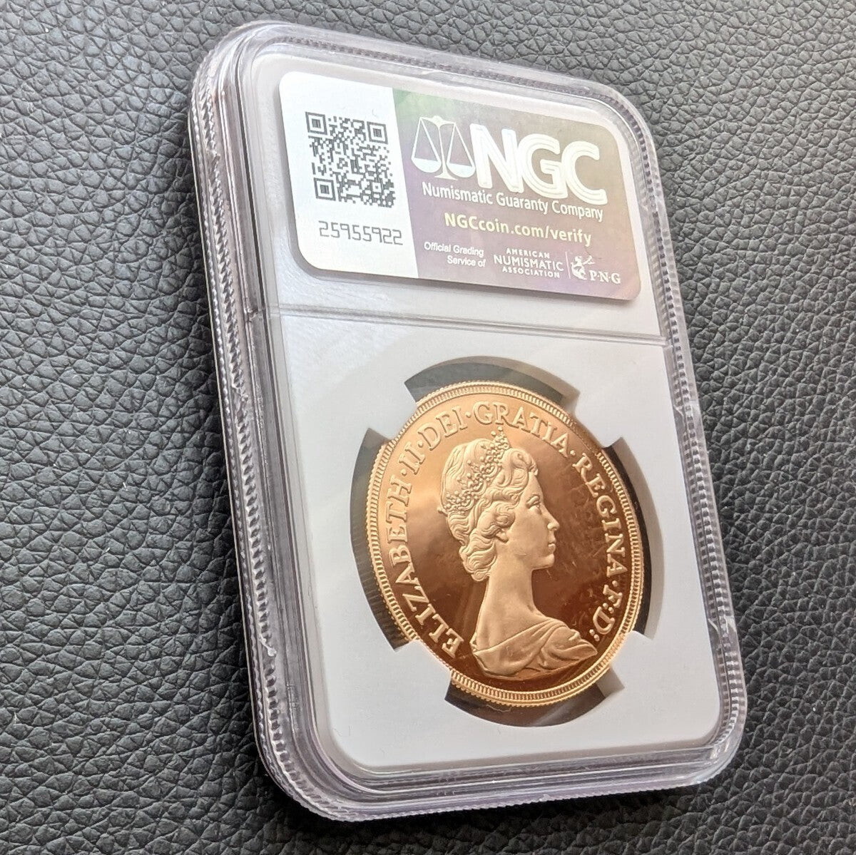 金貨 高鑑定 NGC PF69UC イギリス 1980年 ヤング エリザベス 5ソブリン 5ポンドプルーフ金貨 5Sov ロイヤルミント ゴールドコイン