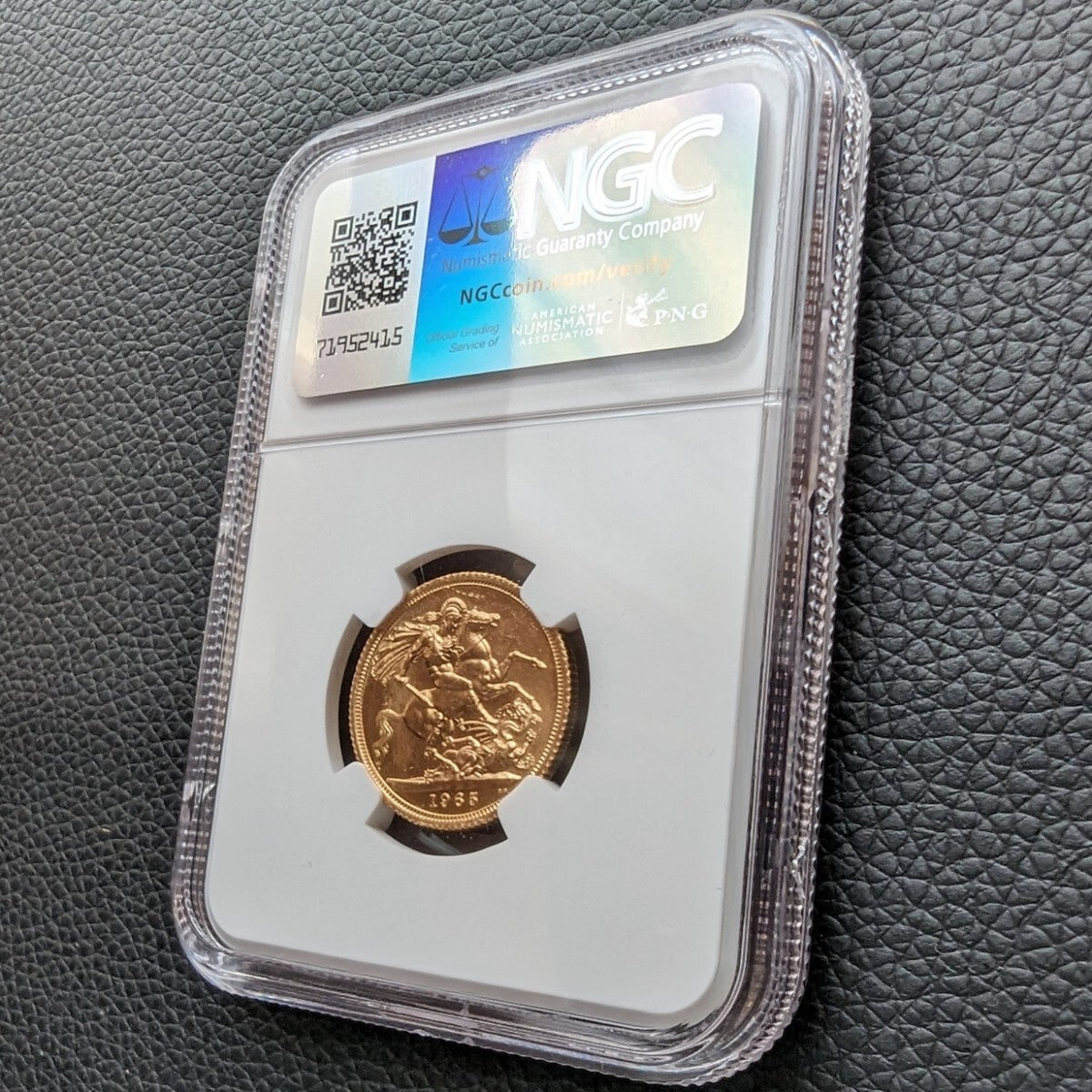 金貨 鑑定 1965年 イギリス ヤングヤング エリザベス二世女王 1ソブリン金貨 1SOV ロイヤルミント 鑑定 NGC MS64 ゴール –  アンティーク奈良